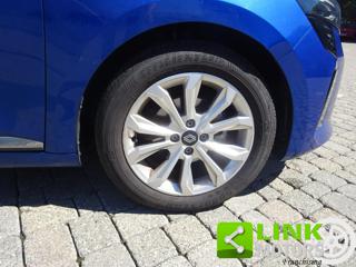 RENAULT Clio usata, con Cruise Control