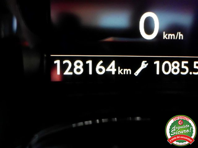 PEUGEOT 2008 usata, con Sistema di navigazione