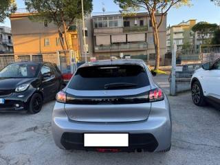 PEUGEOT 208 usata, con Autoradio