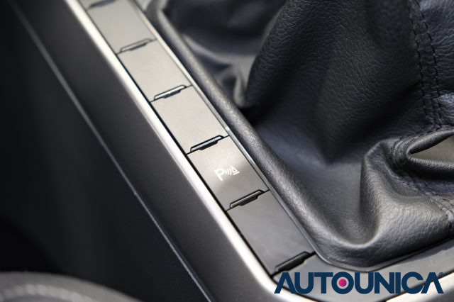 VOLKSWAGEN Polo usata, con Monitoraggio pressione pneumatici