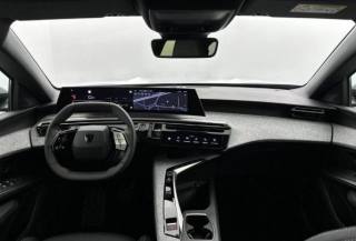 PEUGEOT 5008 usata, con Sensori di parcheggio anteriori