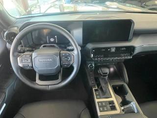 TOYOTA Land Cruiser usata, con Fendinebbia