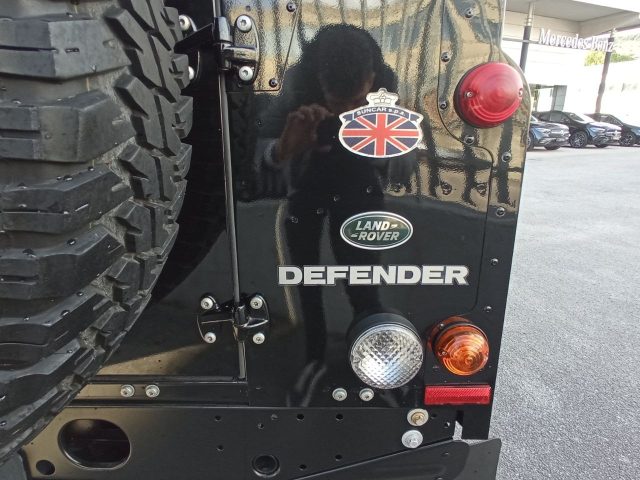 LAND ROVER Defender usata 19