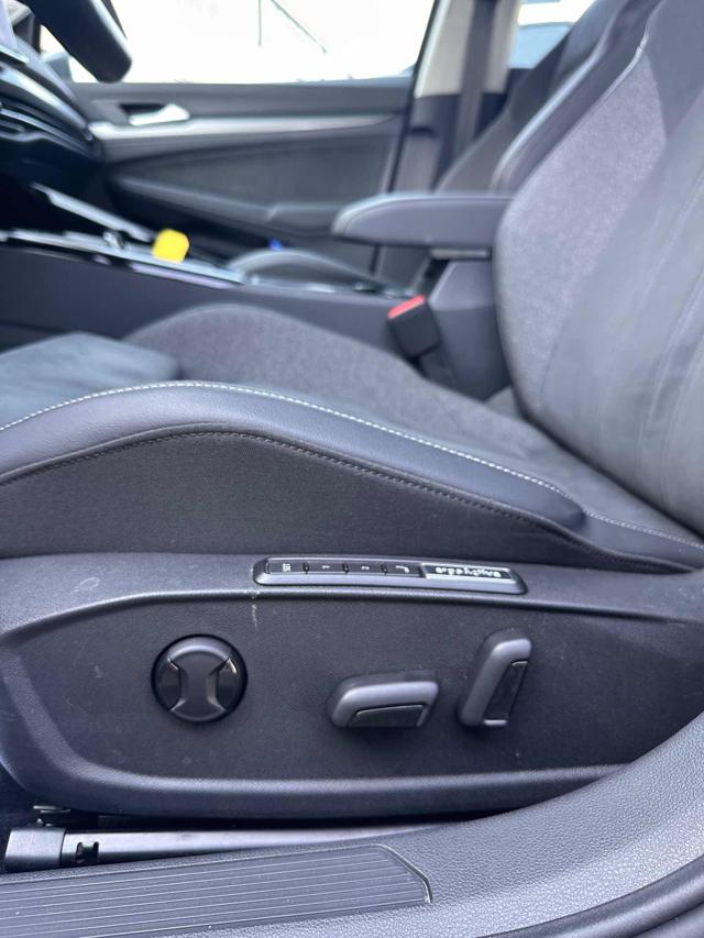 VOLKSWAGEN Golf usata, con Controllo automatico clima