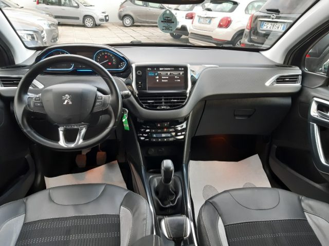 PEUGEOT 2008 usata, con Alzacristalli elettrici