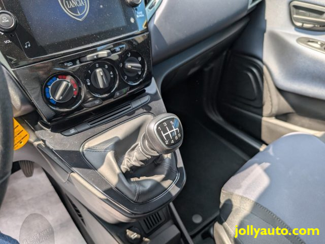 LANCIA Ypsilon usata 29