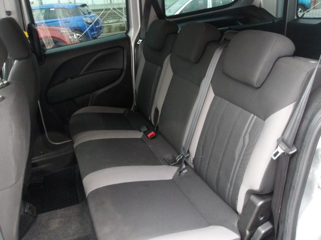 FIAT Doblo usata, con Bluetooth