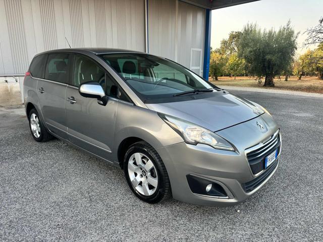 PEUGEOT 5008 usata, con ABS