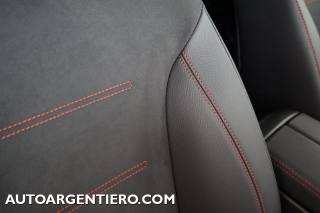 MERCEDES-BENZ GLA 180 usata, con Supporto lombare