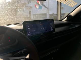 JEEP Avenger usata, con USB