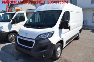 PEUGEOT Boxer usata, con Airbag