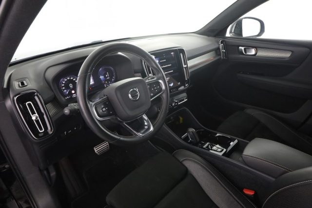 VOLVO XC40 usata 0