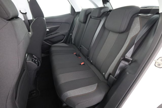 PEUGEOT 3008 usata 2