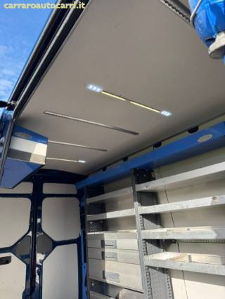 VOLKSWAGEN Crafter usata, con Sensori di parcheggio posteriori