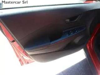 HYUNDAI Kona usata, con Antifurto