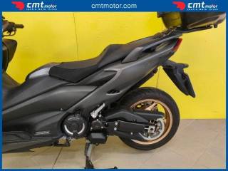 YAMAHA T-Max 560 usata 9