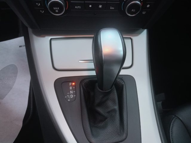 BMW 318 usata, con USB