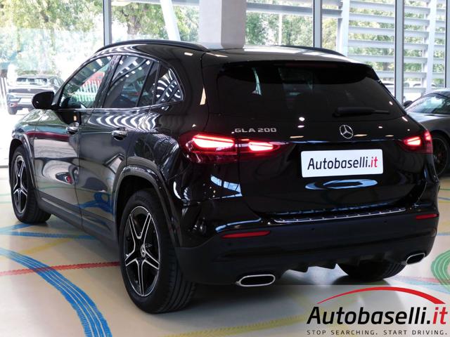 MERCEDES-BENZ GLA 200 usata, con Sedili riscaldati