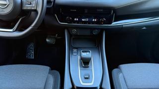 NISSAN Qashqai usata, con Controllo automatico clima