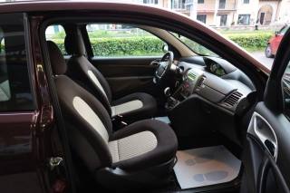 LANCIA Ypsilon usata, con Fendinebbia