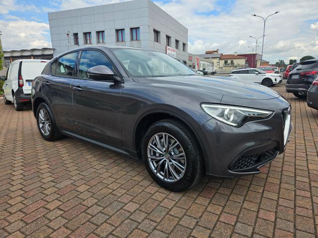 ALFA ROMEO Stelvio usata, con Alzacristalli elettrici
