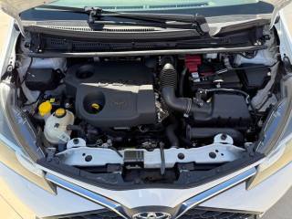 TOYOTA Yaris usata, con Fendinebbia