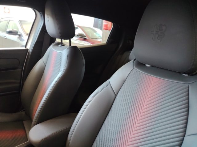 ALFA ROMEO Junior usata, con Fari LED
