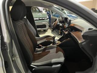 PEUGEOT 208 usata, con Fari LED