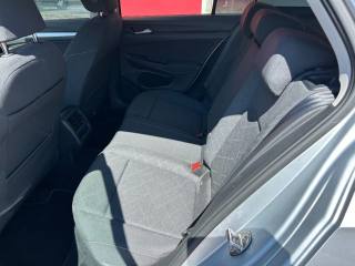 VOLKSWAGEN Golf usata, con Autoradio