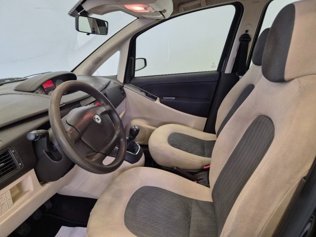 LANCIA MUSA usata, con Chiusura centralizzata