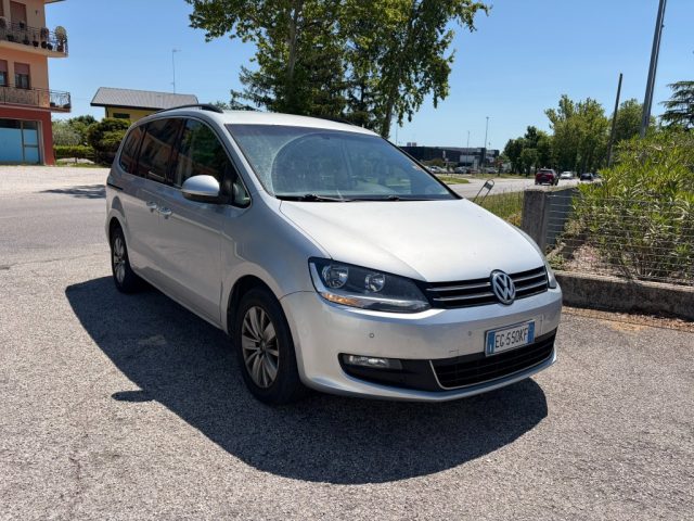 VOLKSWAGEN Sharan usata, con Airbag