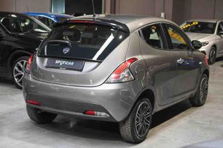 LANCIA Ypsilon usata, con Autoradio