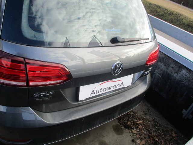 VOLKSWAGEN Golf Variant usata, con Airbag