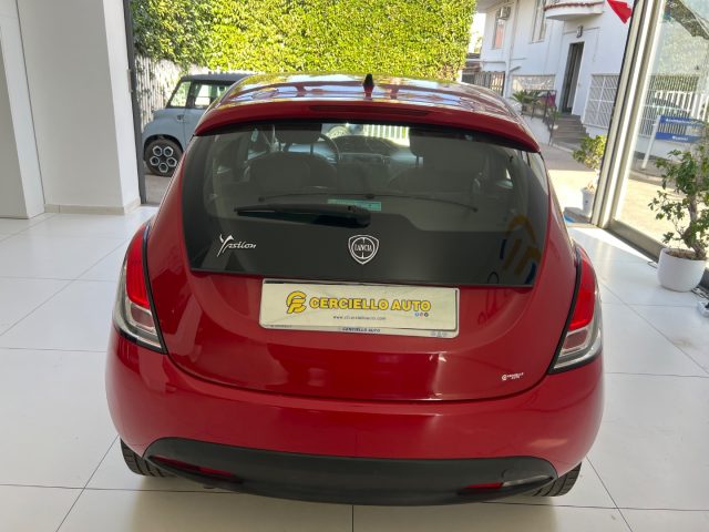 LANCIA Ypsilon usata, con ESP