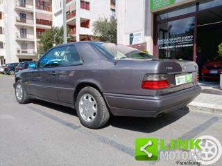 MERCEDES-BENZ E 200 usata, con Airbag Passeggero