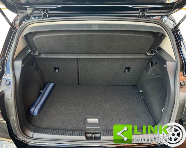 VOLKSWAGEN T-Cross usata, con Park Distance Control