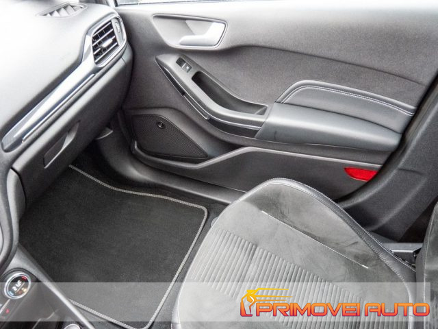 FORD Fiesta usata, con Servosterzo