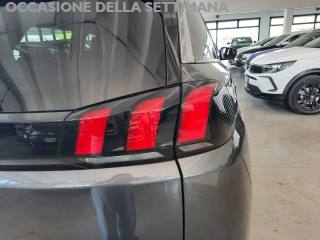 PEUGEOT 5008 usata, con Bluetooth