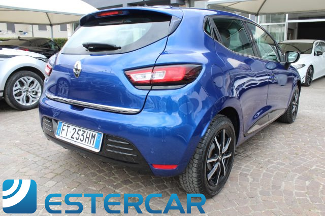RENAULT Clio usata, con Airbag