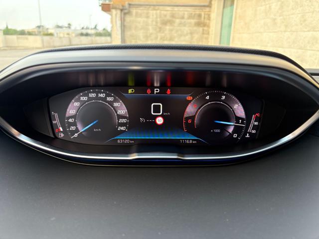 PEUGEOT 3008 usata, con Luci diurne LED