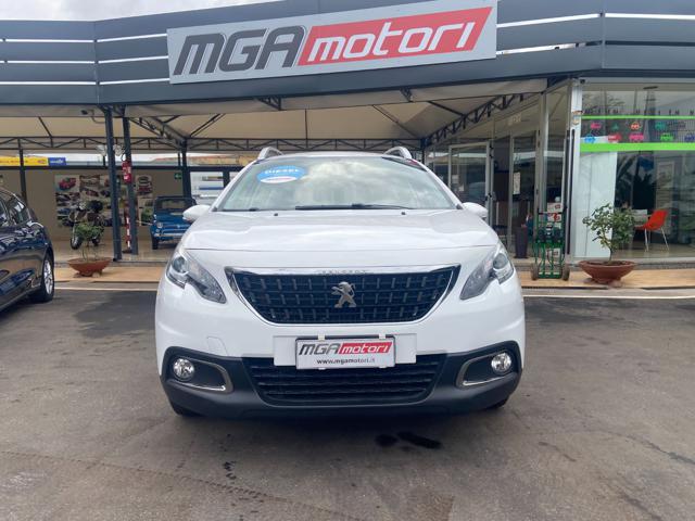 PEUGEOT 2008 usata, con Autoradio