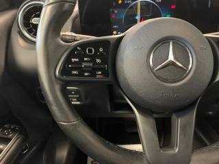 MERCEDES-BENZ GLB 180 usata, con Specchietti laterali elettrici
