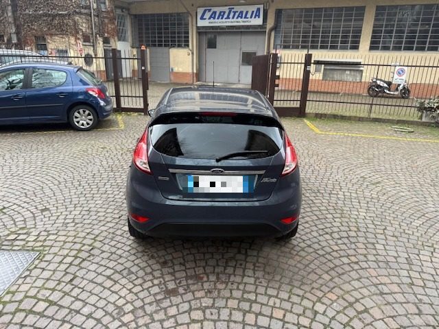 FORD Fiesta usata, con Autoradio