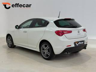 ALFA ROMEO Giulietta usata, con Airbag Passeggero