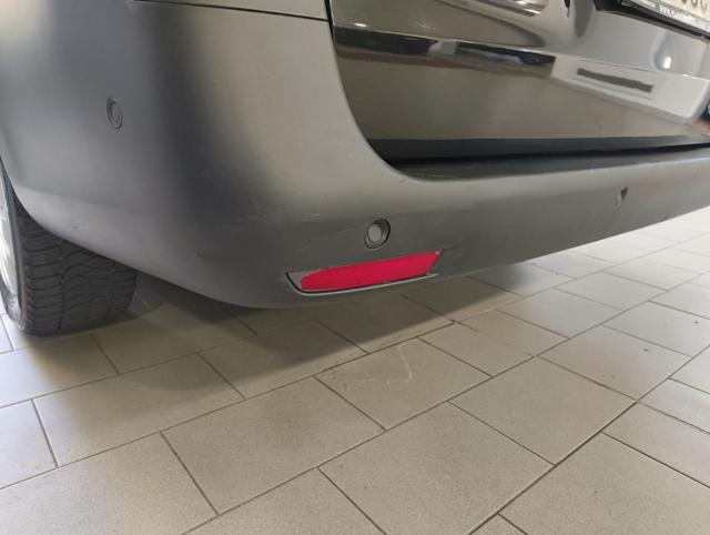 MERCEDES-BENZ Vito usata, con USB