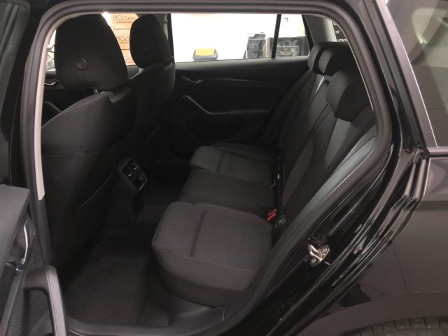 SKODA Octavia usata, con Apple CarPlay