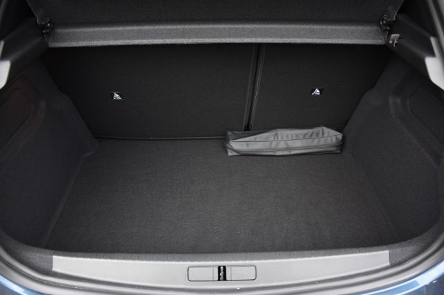 LANCIA Ypsilon usata, con Park Distance Control