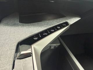 PEUGEOT 3008 usata, con Sensore di pioggia