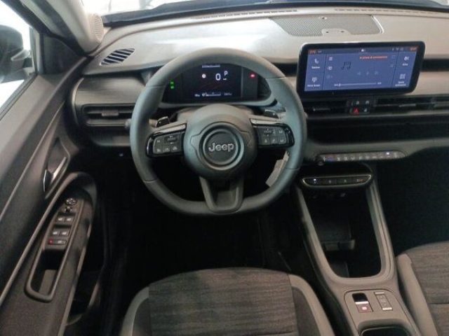 JEEP Avenger usata, con Autoradio