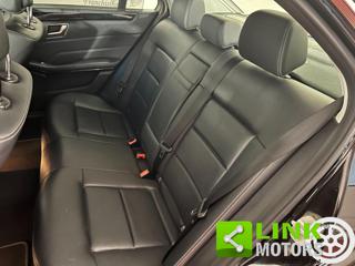 MERCEDES-BENZ E 220 usata, con Leve al volante